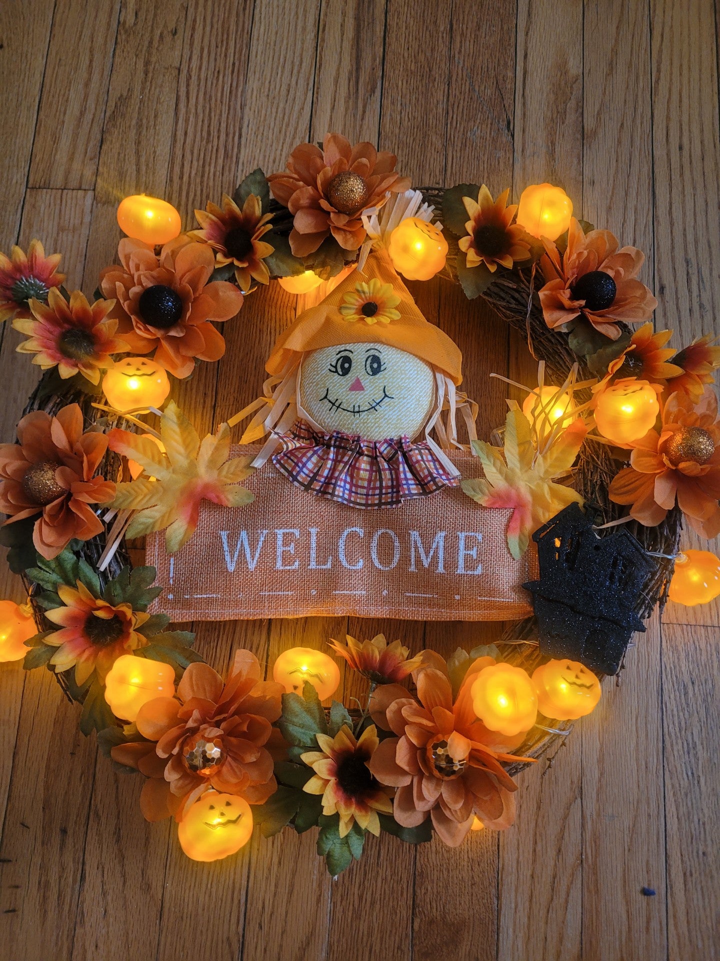 Scarecrow Welcome Wreath