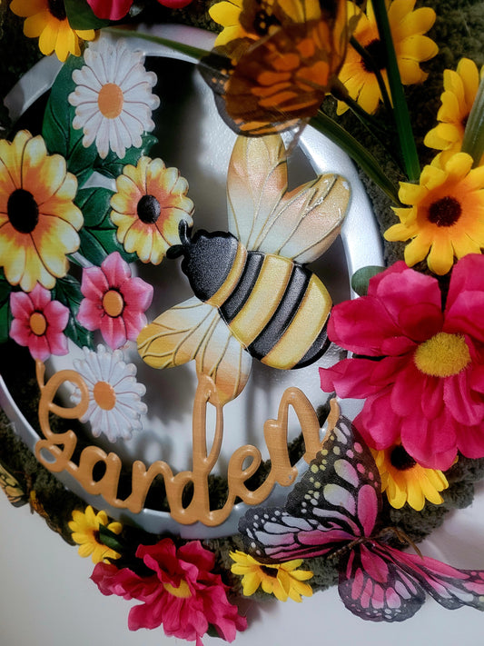 Garden Bumble Bee Wreath
