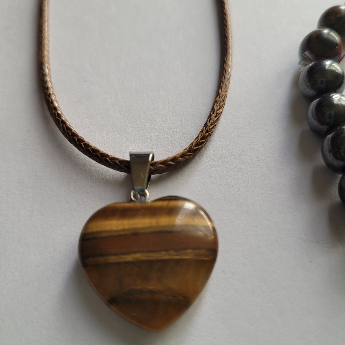 Tiger Eye Heart Metallic Set